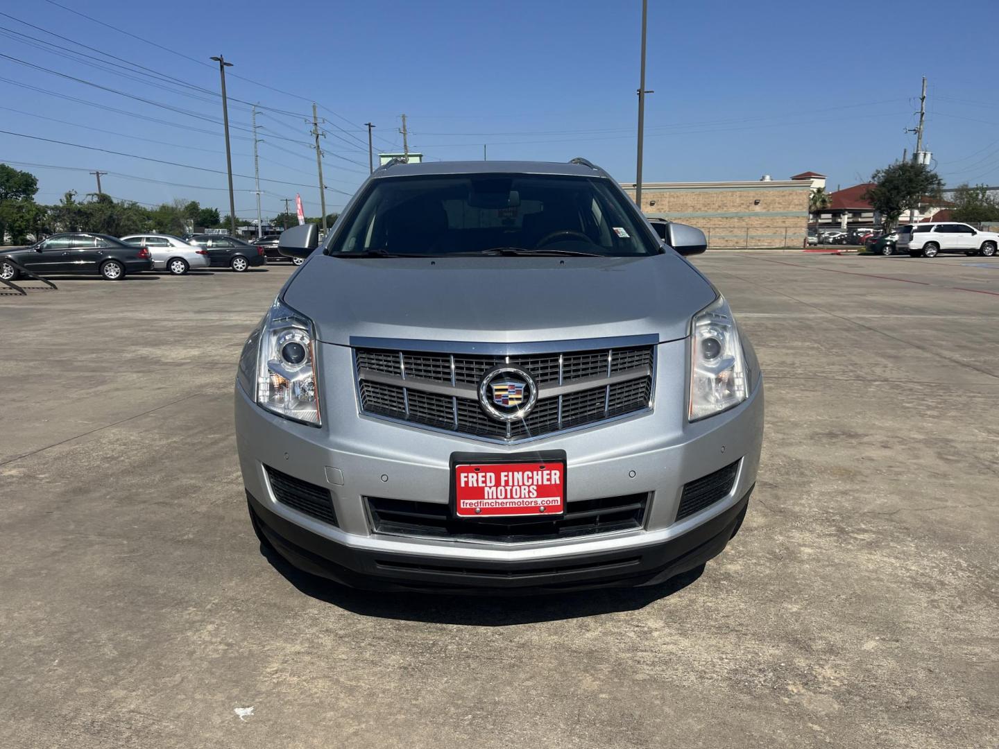 2011 silver /TAN Cadillac SRX Luxury Collection (3GYFNAEY8BS) with an 3.0L V6 DOHC 24V engine, 6-Speed Automatic transmission, located at 14700 Tomball Parkway 249, Houston, TX, 77086, (281) 444-2200, 29.928619, -95.504074 - Photo#1