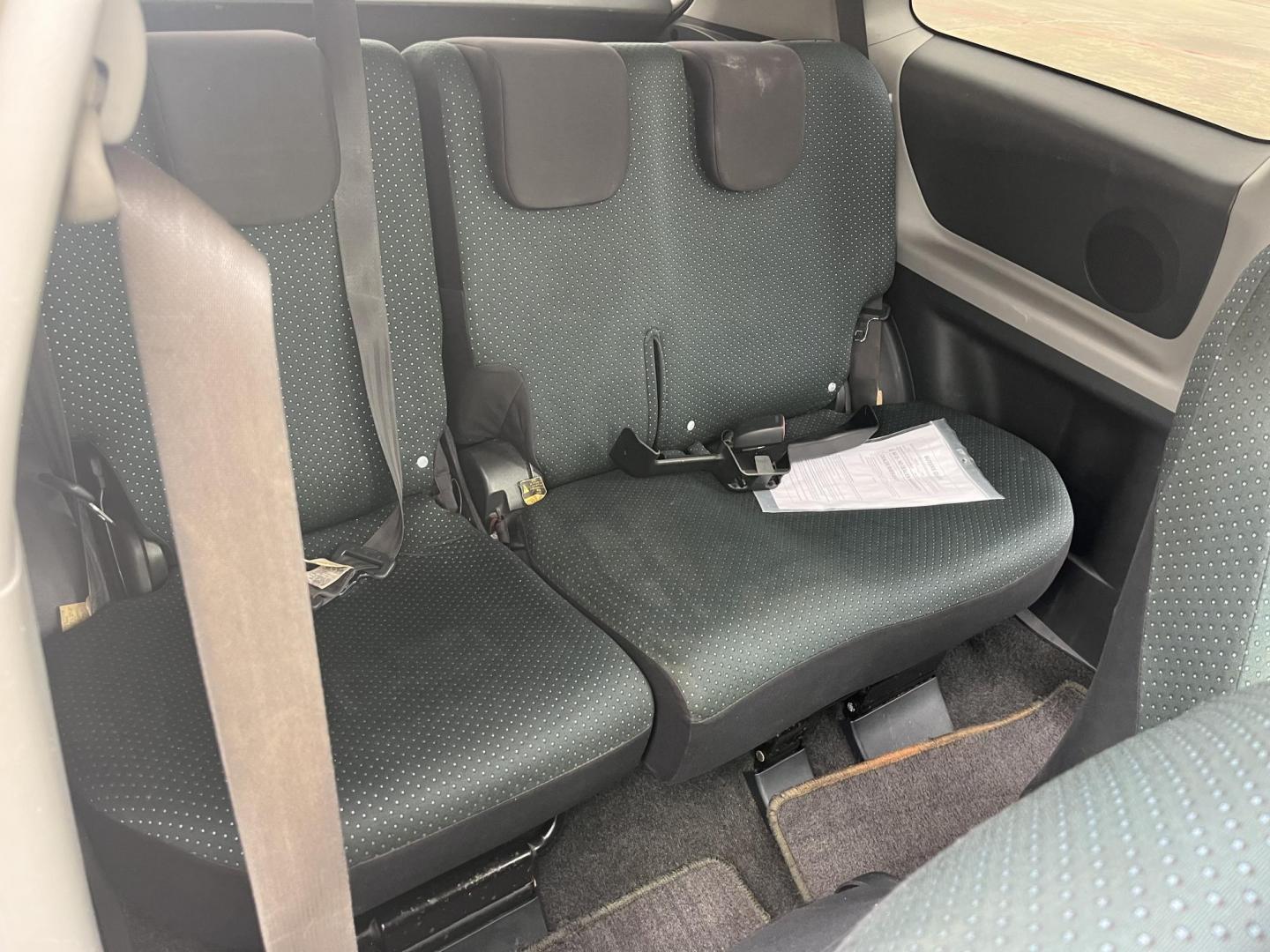 2006 white /Black Toyota Yaris 3-Door Liftback (JTDJT923665) with an 1.5L L4 DOHC 16V engine, Automatic transmission, located at 14700 Tomball Parkway 249, Houston, TX, 77086, (281) 444-2200, 29.928619, -95.504074 - Photo#16