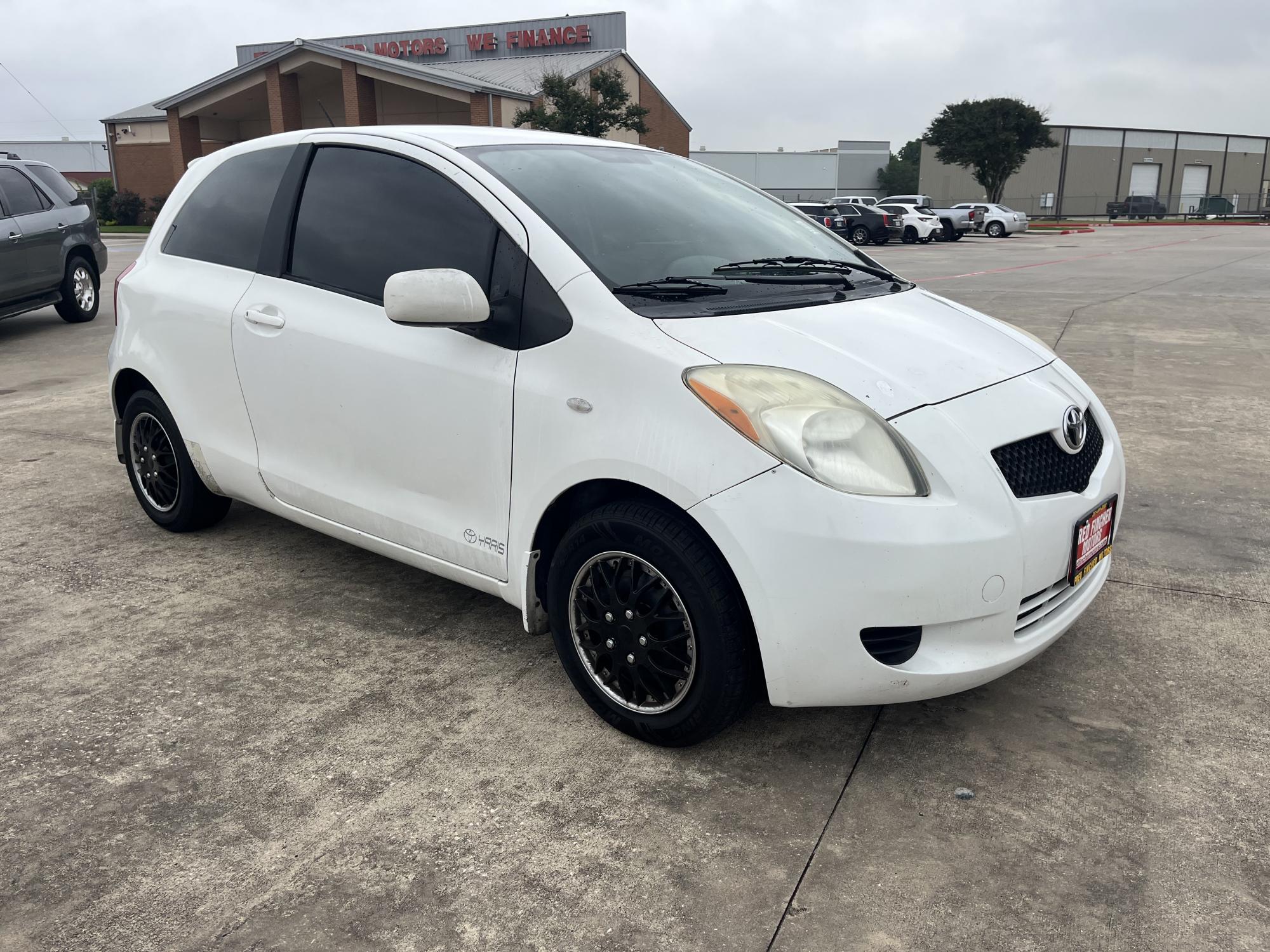 photo of 2006 Toyota Yaris 3-Door Liftback
