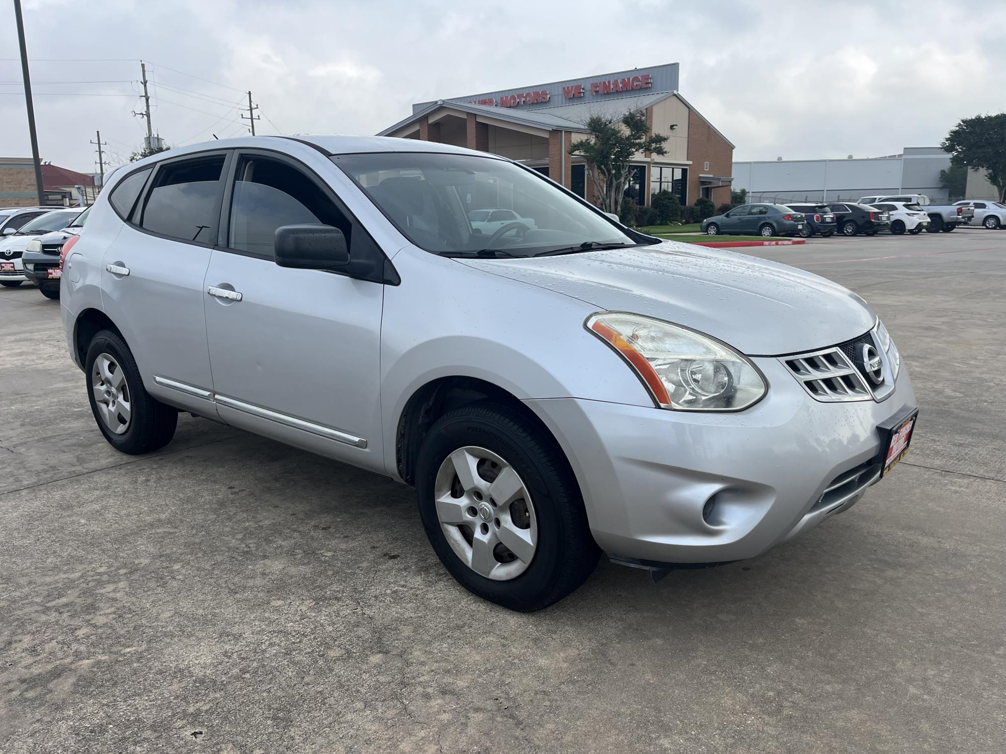 photo of 2011 Nissan Rogue S 2WD