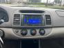 2004 GOLD /Tan Toyota Camry LE (4T1BE32K14U) with an 2.4L L4 DOHC 16V engine, Automatic transmission, located at 14700 Tomball Parkway 249, Houston, TX, 77086, (281) 444-2200, 29.928619, -95.504074 - Photo#13