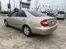 2004 GOLD /Tan Toyota Camry LE (4T1BE32K14U) with an 2.4L L4 DOHC 16V engine, Automatic transmission, located at 14700 Tomball Parkway 249, Houston, TX, 77086, (281) 444-2200, 29.928619, -95.504074 - Photo#3
