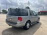 2006 GRAY /Gray Ford Expedition Limited 2WD (1FMFU19566L) with an 5.4L V8 SOHC 16V engine, 4-Speed Automatic Overdrive transmission, located at 14700 Tomball Parkway 249, Houston, TX, 77086, (281) 444-2200, 29.928619, -95.504074 - Photo#5