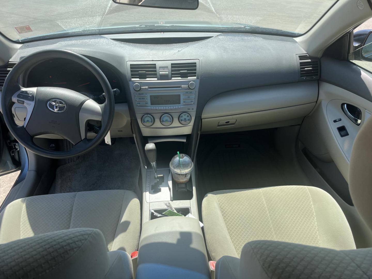 2007 Green /Gray Toyota Camry CE 5-Spd AT (4T1BE46K47U) with an 2.4L L4 DOHC 16V engine, 5-Speed Automatic Overdrive transmission, located at 14700 Tomball Parkway 249, Houston, TX, 77086, (281) 444-2200, 29.928619, -95.504074 - Photo#10