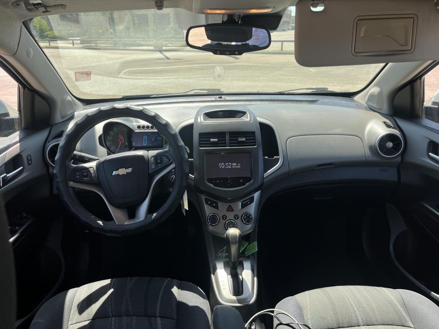 2016 blue /Black Chevrolet Sonic LT Auto 5-Door (1G1JC6SH1G4) with an 1.8L L4 DOHC 24V engine, 6A transmission, located at 14700 Tomball Parkway 249, Houston, TX, 77086, (281) 444-2200, 29.928619, -95.504074 - Photo#10