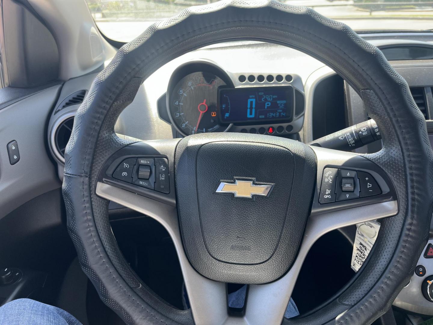 2016 blue /Black Chevrolet Sonic LT Auto 5-Door (1G1JC6SH1G4) with an 1.8L L4 DOHC 24V engine, 6A transmission, located at 14700 Tomball Parkway 249, Houston, TX, 77086, (281) 444-2200, 29.928619, -95.504074 - Photo#17