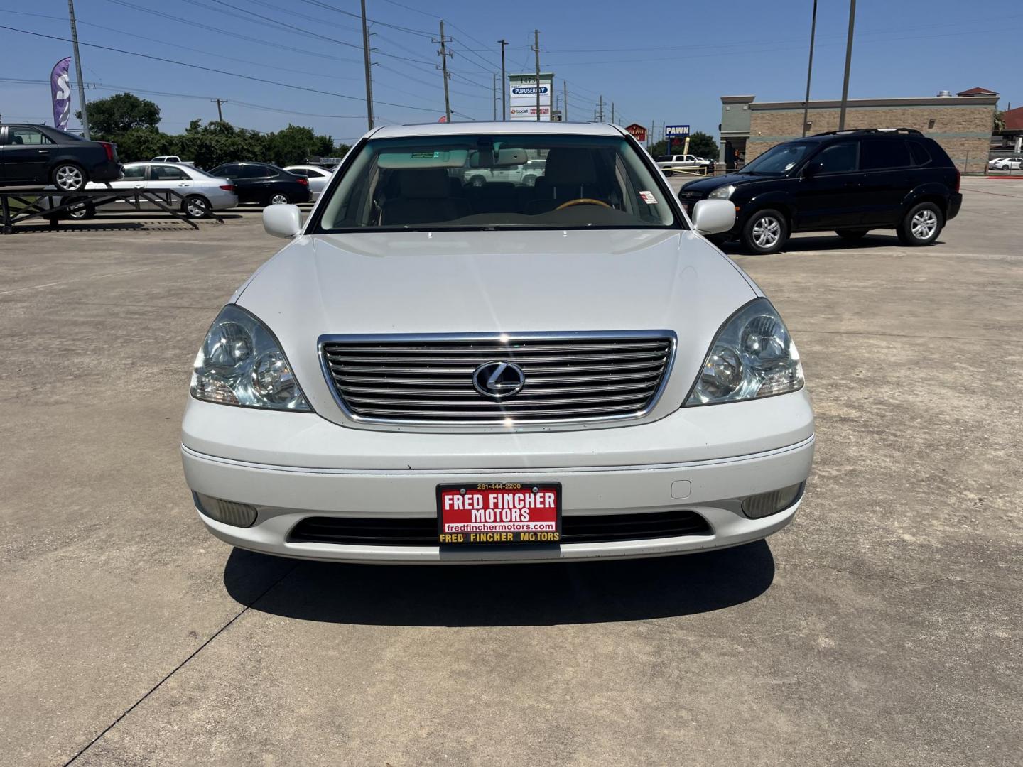 2003 white /Tan Lexus LS 430 Sedan (JTHBN30F530) with an 4.3L V8 DOHC 32V engine, 5-Speed Automatic Overdrive transmission, located at 14700 Tomball Parkway 249, Houston, TX, 77086, (281) 444-2200, 29.928619, -95.504074 - Photo#1