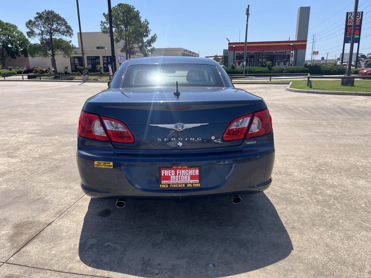 2008 blue /Gray Chrysler Sebring Convertible Limited (1C3LC65M28N) with an 3.5L V6 SOHC 24V engine, 6-Speed Automatic Overdrive transmission, located at 14700 Tomball Parkway 249, Houston, TX, 77086, (281) 444-2200, 29.928619, -95.504074 - Photo#5