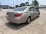 2006 GOLD /Tan Toyota Avalon Limited (4T1BK36B56U) with an 3.5L V6 DOHC 24V engine, 5-Speed Automatic Overdrive transmission, located at 14700 Tomball Parkway 249, Houston, TX, 77086, (281) 444-2200, 29.928619, -95.504074 - Photo#6