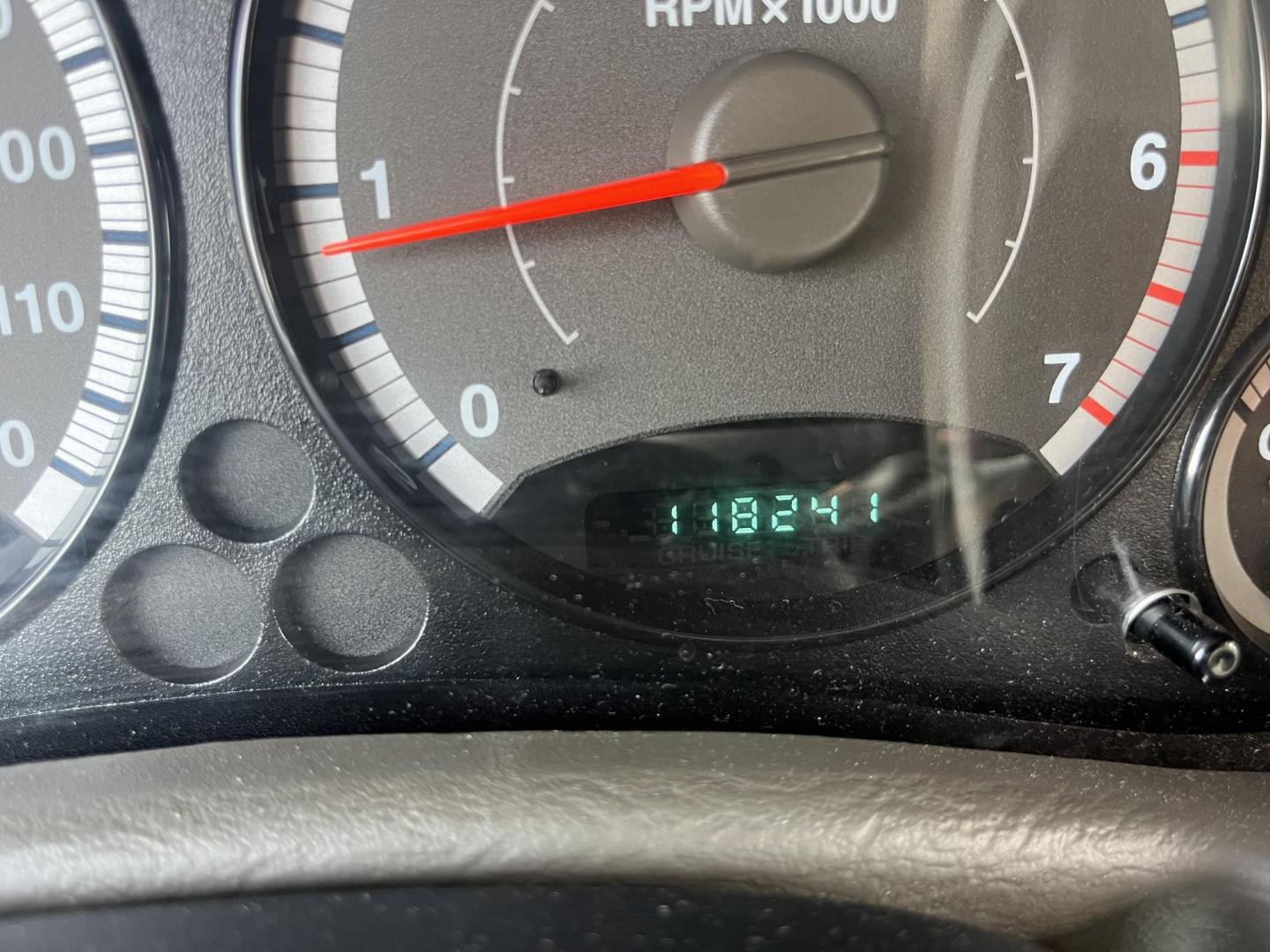 2006 GOLD /Tan Jeep Liberty Sport 4WD (1J8GL48K76W) with an 3.7L V6 SOHC 12V engine, Automatic transmission, located at 14700 Tomball Parkway 249, Houston, TX, 77086, (281) 444-2200, 29.928619, -95.504074 - Photo#17