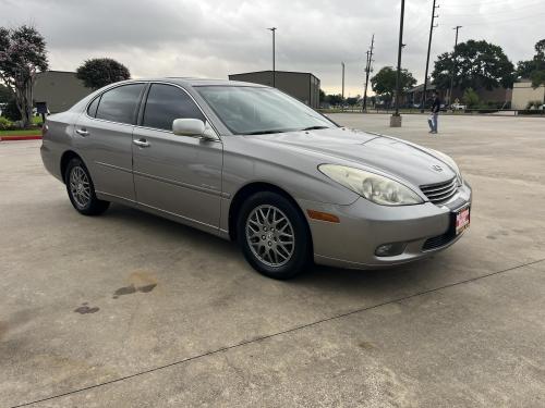 2004 Lexus ES 330 Sedan