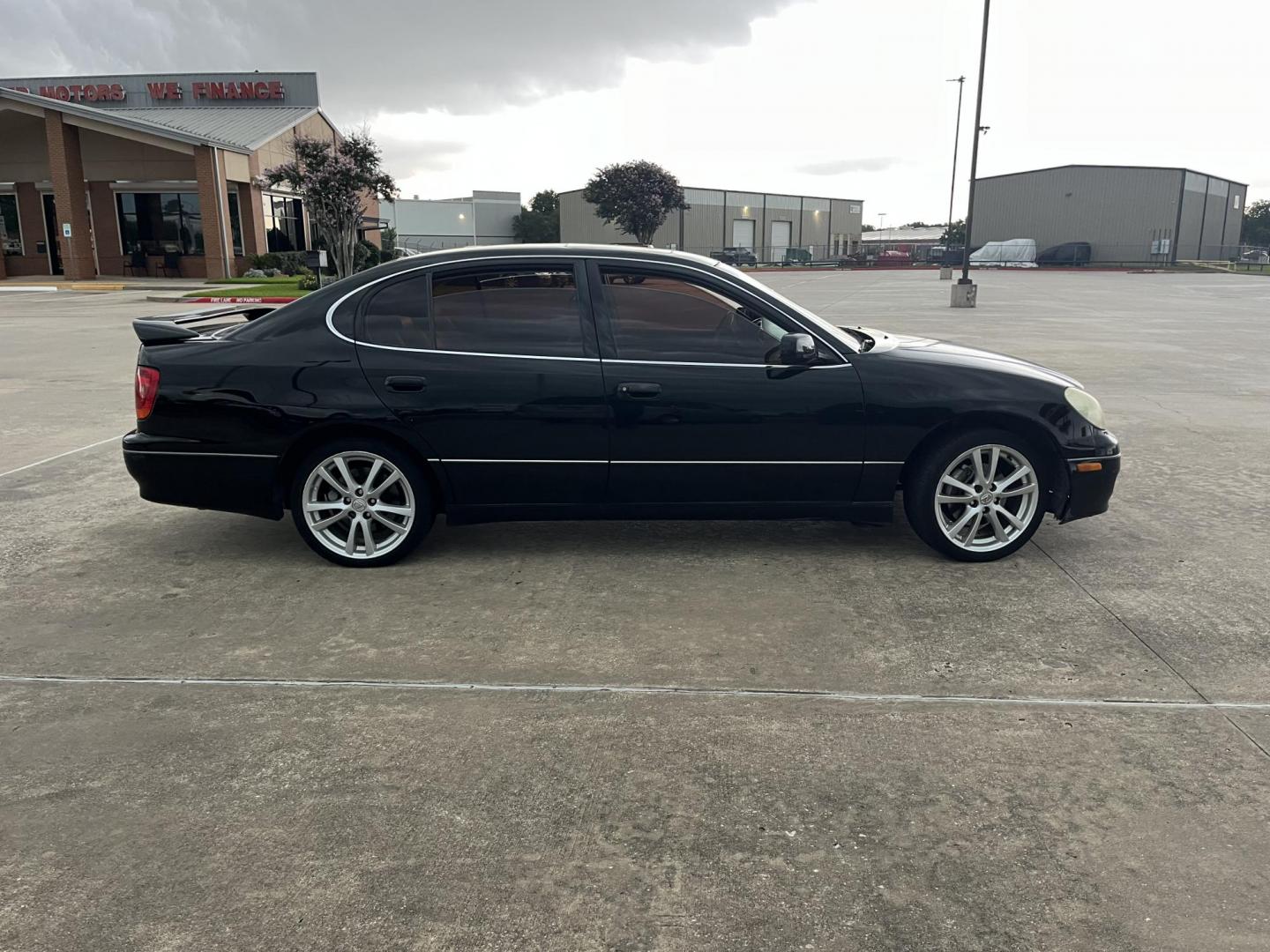 2002 black /Tan Lexus GS GS 300 (JT8BD69S020) with an 3.0L L6 DOHC 24V engine, 5-Speed Automatic Overdrive transmission, located at 14700 Tomball Parkway 249, Houston, TX, 77086, (281) 444-2200, 29.928619, -95.504074 - Photo#7