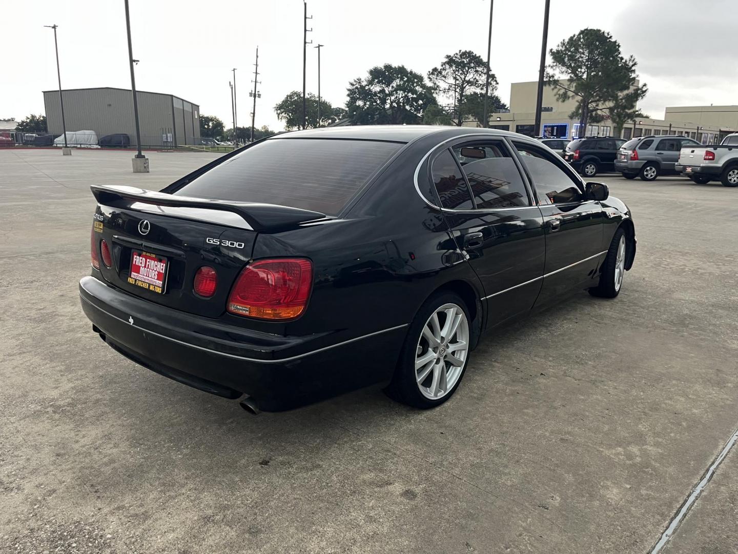 2002 black /Tan Lexus GS GS 300 (JT8BD69S020) with an 3.0L L6 DOHC 24V engine, 5-Speed Automatic Overdrive transmission, located at 14700 Tomball Parkway 249, Houston, TX, 77086, (281) 444-2200, 29.928619, -95.504074 - Photo#6