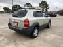 2006 Beige /Tan Hyundai Tucson GLS 2.7 2WD (KM8JN12D66U) with an 2.6L V6 DOHC 24V engine, 4-Speed Automatic Overdrive transmission, located at 14700 Tomball Parkway 249, Houston, TX, 77086, (281) 444-2200, 29.928619, -95.504074 - Photo#6