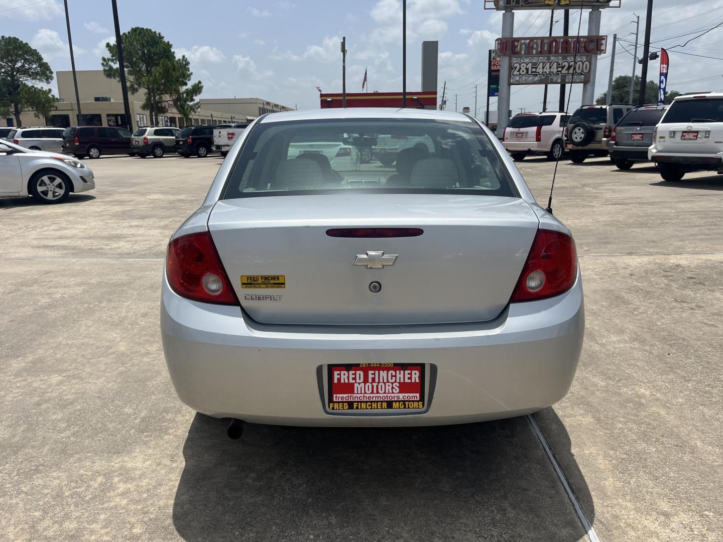 2010 silver /Gray Chevrolet Cobalt LS Sedan (1G1AB5F54A7) with an 2.2L L4 DOHC 16V engine, 4-Speed Automatic transmission, located at 14700 Tomball Parkway 249, Houston, TX, 77086, (281) 444-2200, 29.928619, -95.504074 - Photo#5