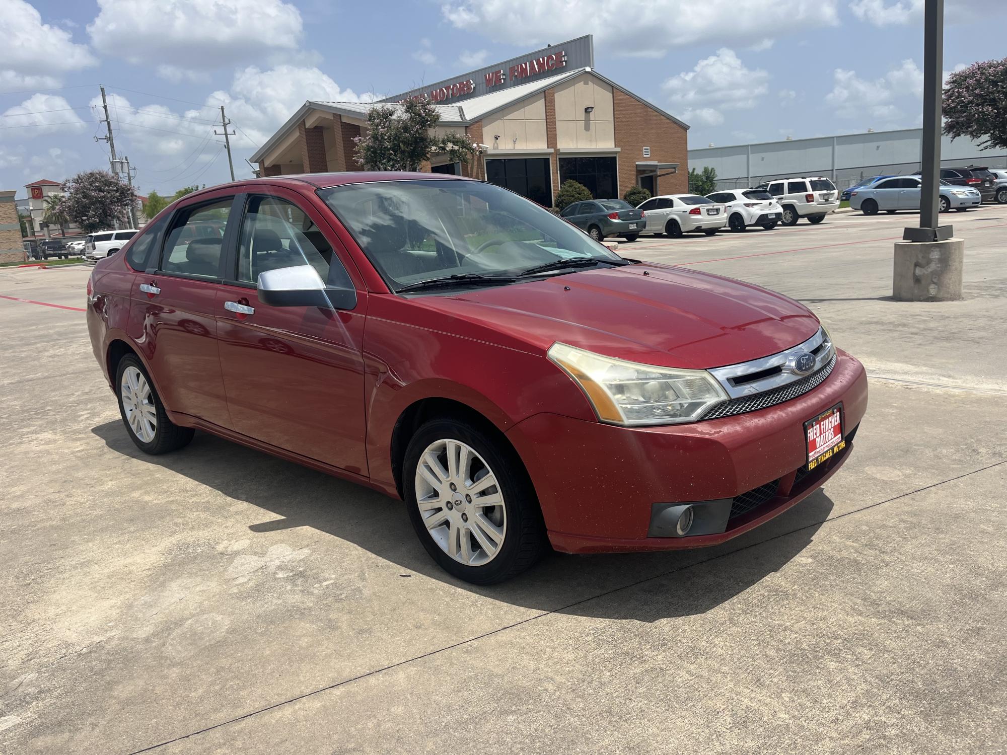 photo of 2010 Ford Focus SEL Sedan