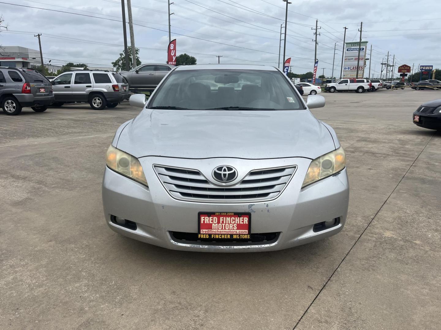 2008 silver /Gray Toyota Camry CE 5-Spd AT (4T1BE46KX8U) with an 2.4L L4 DOHC 16V engine, 5-Speed Automatic Overdrive transmission, located at 14700 Tomball Parkway 249, Houston, TX, 77086, (281) 444-2200, 29.928619, -95.504074 - Photo#1