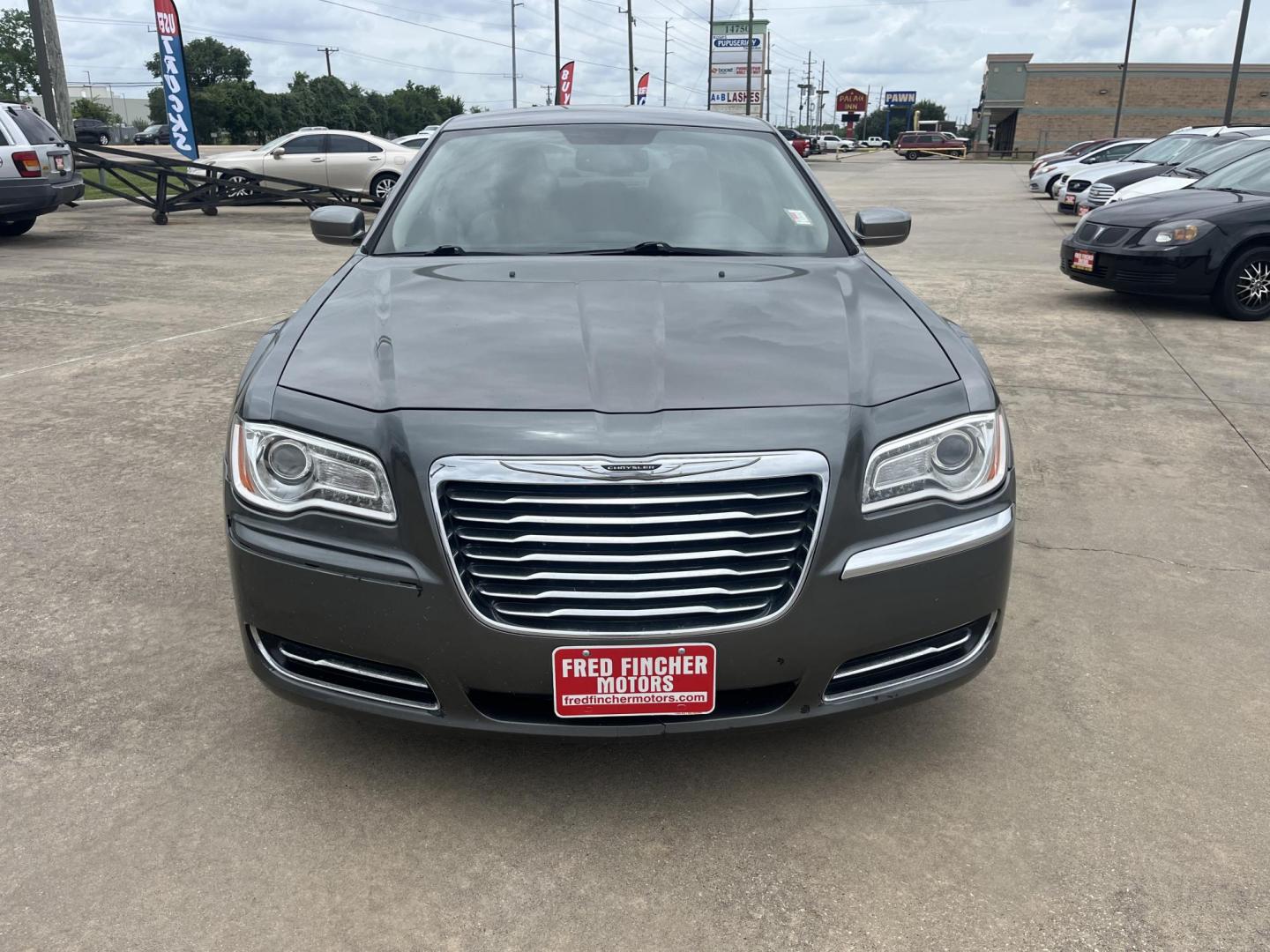 2012 GRAY /Tan Chrysler 300 Base (2C3CCAAG6CH) with an 3.6L V6 SOHC 24V engine, 5-Speed Automatic transmission, located at 14700 Tomball Parkway 249, Houston, TX, 77086, (281) 444-2200, 29.928619, -95.504074 - Photo#1