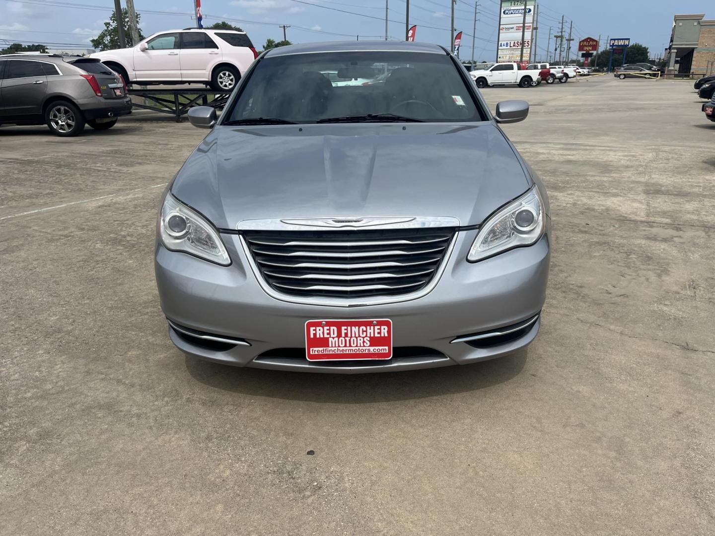 2014 GRAY Chrysler 200 Touring (1C3CCBBG2EN) with an 3.6L V6 DOHC 24V FFV engine, 6-Speed Automatic transmission, located at 14700 Tomball Parkway 249, Houston, TX, 77086, (281) 444-2200, 29.928619, -95.504074 - Photo#1