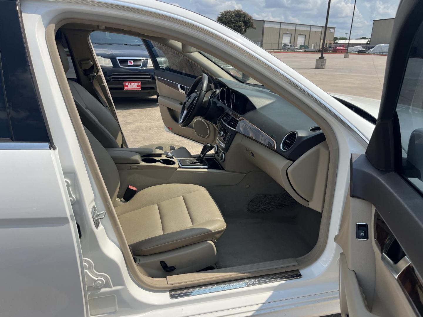 2014 white /Tan Mercedes-Benz C-Class C250 Luxury Sedan (WDDGF4HB0EA) with an 3.0L V6 DOHC 16V engine, 7-Speed Automatic transmission, located at 14700 Tomball Parkway 249, Houston, TX, 77086, (281) 444-2200, 29.928619, -95.504074 - Photo#11