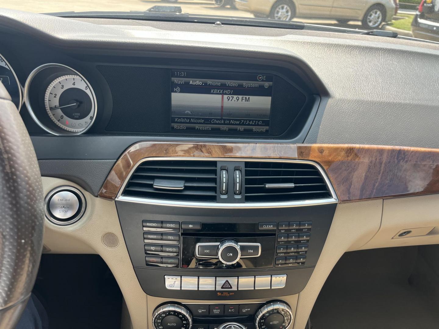 2014 white /Tan Mercedes-Benz C-Class C250 Luxury Sedan (WDDGF4HB0EA) with an 3.0L V6 DOHC 16V engine, 7-Speed Automatic transmission, located at 14700 Tomball Parkway 249, Houston, TX, 77086, (281) 444-2200, 29.928619, -95.504074 - Photo#14