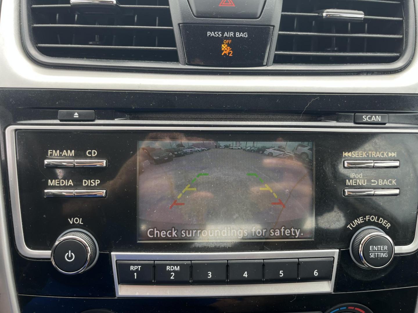 2018 GRAY /Black Nissan Altima 2.5 (1N4AL3AP0JC) with an 2.5L L4 DOHC 16V engine, CVT transmission, located at 14700 Tomball Parkway 249, Houston, TX, 77086, (281) 444-2200, 29.928619, -95.504074 - Photo#14