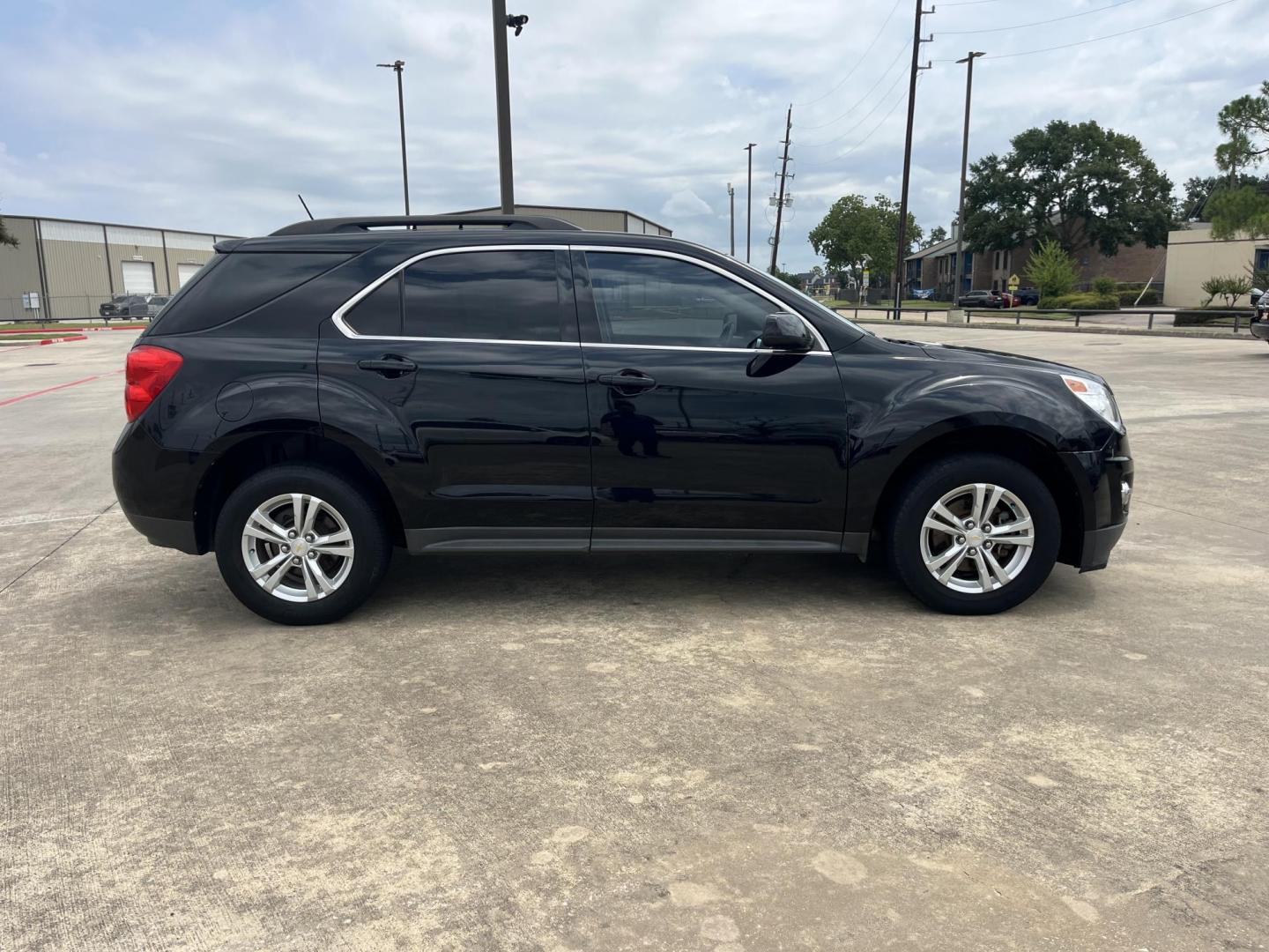 2013 Black /Black Chevrolet Equinox 2LT 2WD (2GNALPEKXD6) with an 2.4L L4 DOHC 16V engine, 6-Speed Automatic transmission, located at 14700 Tomball Parkway 249, Houston, TX, 77086, (281) 444-2200, 29.928619, -95.504074 - Photo#7