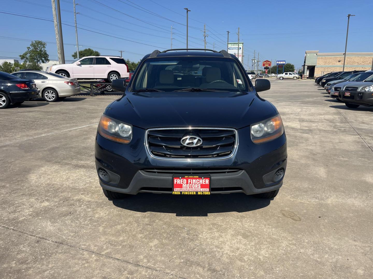 2011 blue Hyundai Santa Fe GL 2.4 FWD (5XYZG3ABXBG) with an 2.4L L4 DOHC 16V engine, 6-Speed Automatic transmission, located at 14700 Tomball Parkway 249, Houston, TX, 77086, (281) 444-2200, 29.928619, -95.504074 - Photo#1