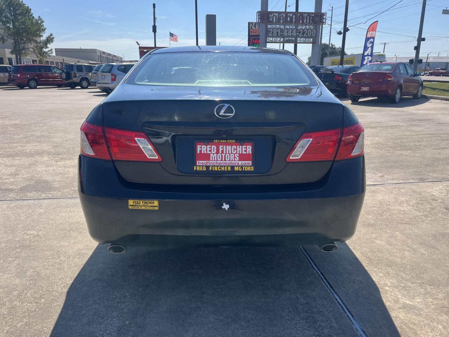 2007 Black /Tan Lexus ES 350 Sedan (JTHBJ46G372) with an 3.5L V6 DOHC 24V engine, 6-Speed Automatic Overdrive transmission, located at 14700 Tomball Parkway 249, Houston, TX, 77086, (281) 444-2200, 29.928619, -95.504074 - Photo#5