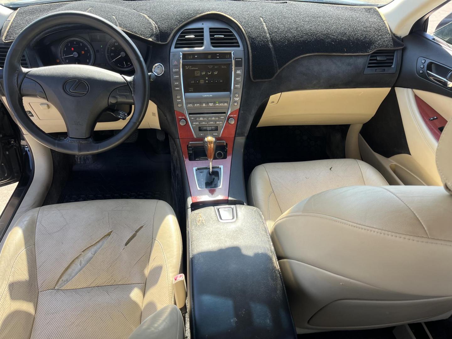 2007 Black /Tan Lexus ES 350 Sedan (JTHBJ46G372) with an 3.5L V6 DOHC 24V engine, 6-Speed Automatic Overdrive transmission, located at 14700 Tomball Parkway 249, Houston, TX, 77086, (281) 444-2200, 29.928619, -95.504074 - Photo#10