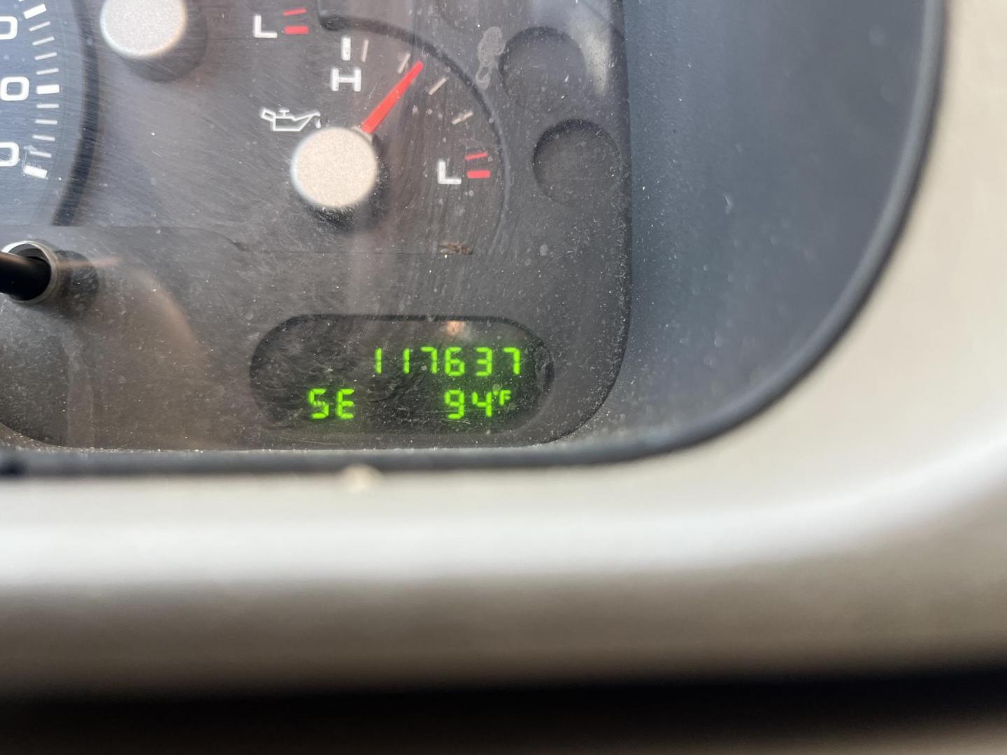 2004 GOLD Ford Explorer XLT 4.0L 2WD (1FMZU63K34U) with an 4.0L V6 SOHC 12V FFV engine, 5-Speed Automatic Overdrive transmission, located at 14700 Tomball Parkway 249, Houston, TX, 77086, (281) 444-2200, 29.928619, -95.504074 - Photo#16