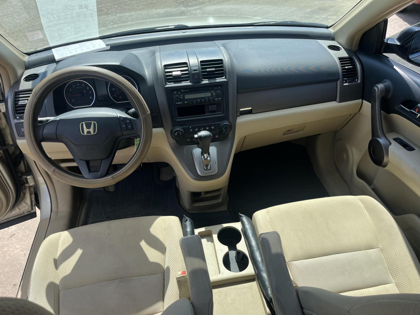 2009 GOLD Honda CR-V LX 2WD 5-Speed AT (3CZRE38339G) with an 2.4L L4 DOHC 16V engine, 5-Speed Automatic transmission, located at 14700 Tomball Parkway 249, Houston, TX, 77086, (281) 444-2200, 29.928619, -95.504074 - Photo#10