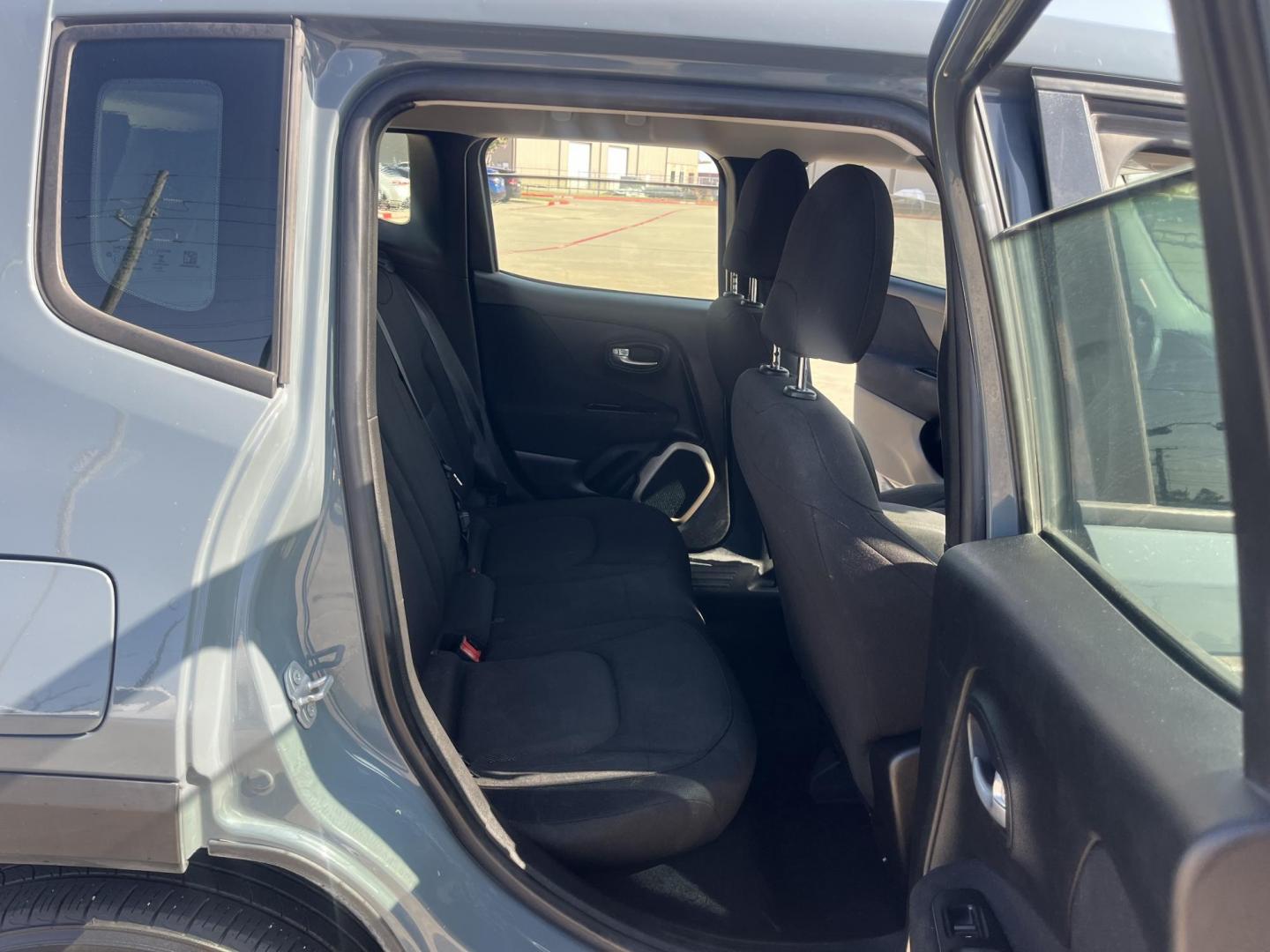 2017 Jeep Renegade Sport FWD (ZACCJAAB6HP) with an 2.4L L4 DOHC 16V engine, 6M transmission, located at 14700 Tomball Parkway 249, Houston, TX, 77086, (281) 444-2200, 29.928619, -95.504074 - Photo#12