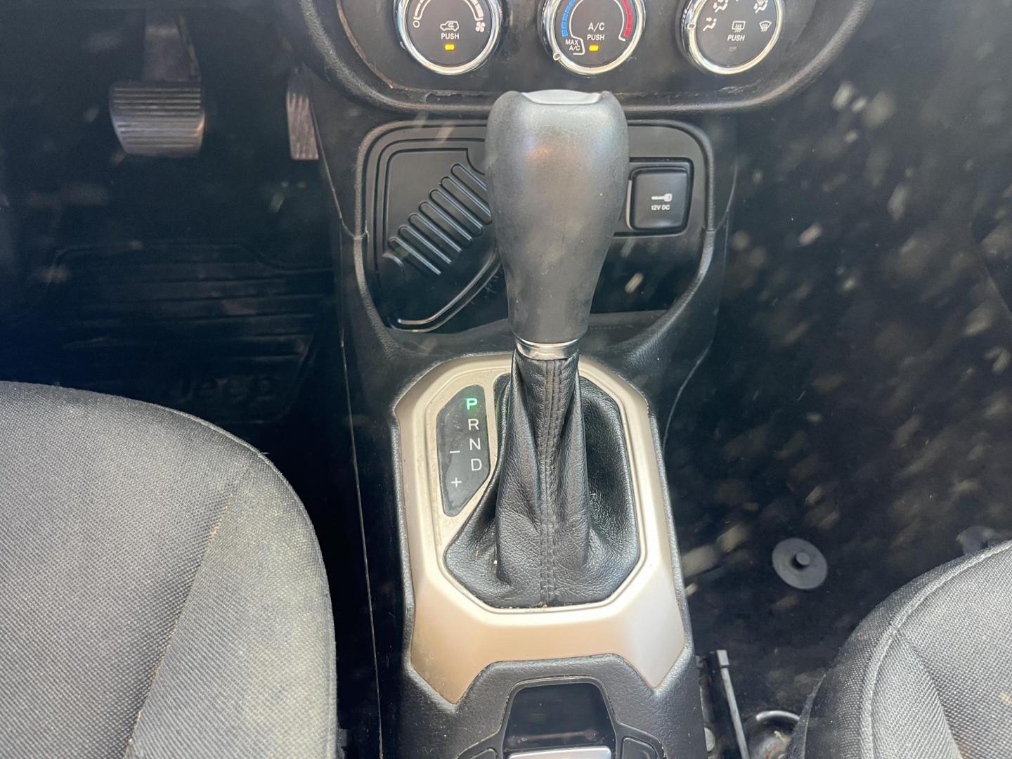 2017 Jeep Renegade Sport FWD (ZACCJAAB6HP) with an 2.4L L4 DOHC 16V engine, 6M transmission, located at 14700 Tomball Parkway 249, Houston, TX, 77086, (281) 444-2200, 29.928619, -95.504074 - Photo#14
