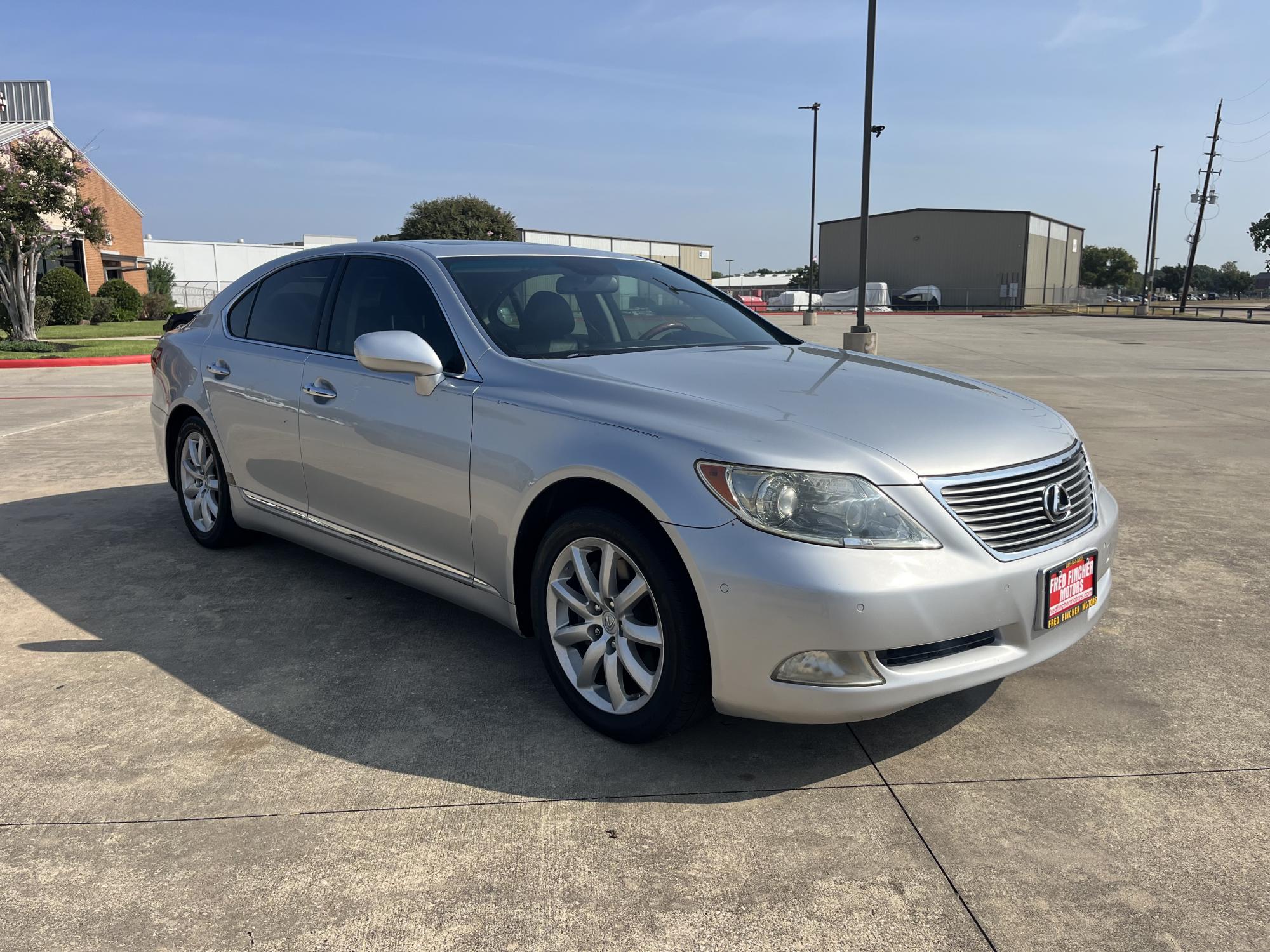 photo of 2007 Lexus LS 460 Luxury Sedan