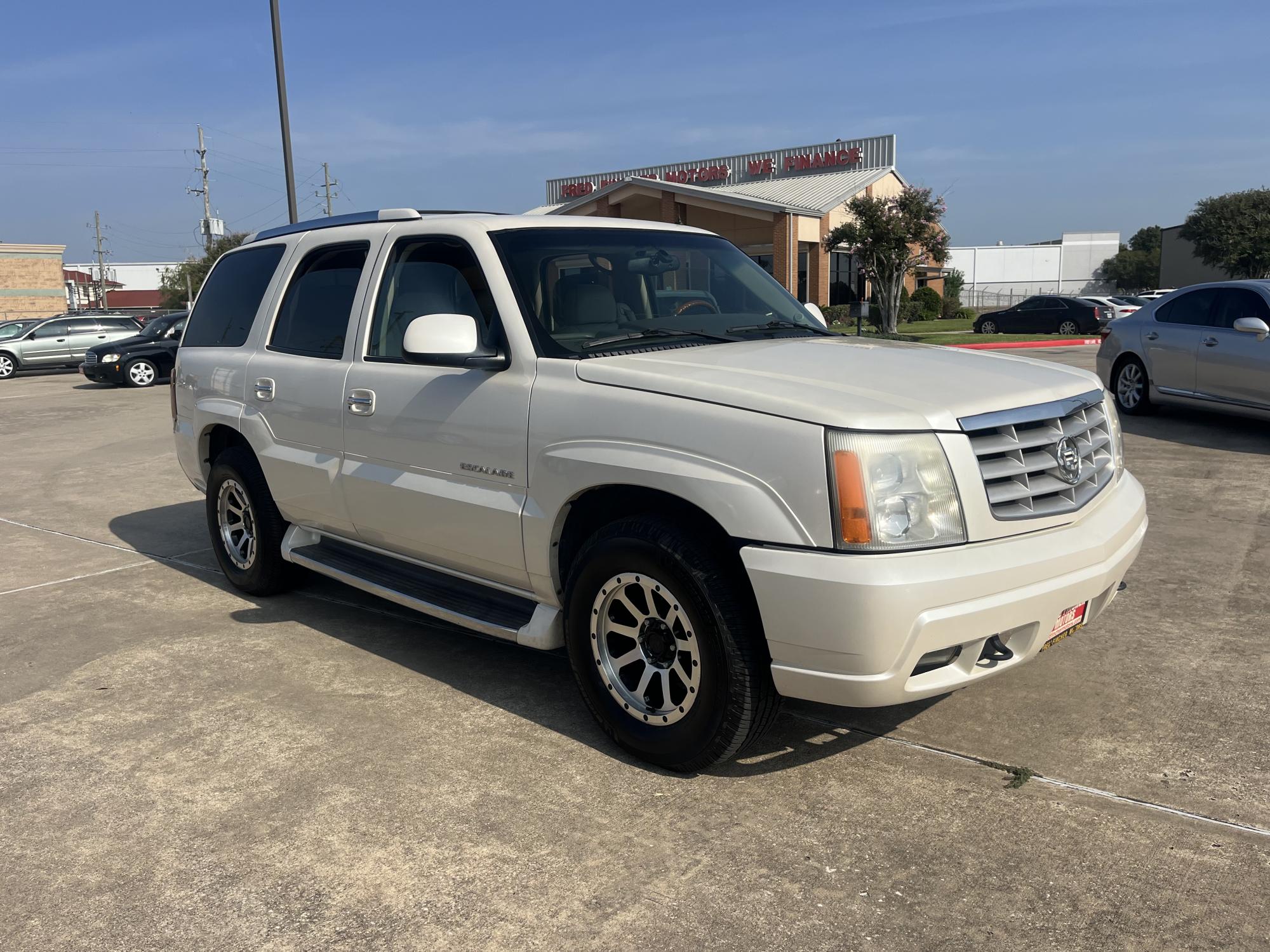 photo of 2002 Cadillac Escalade 2WD