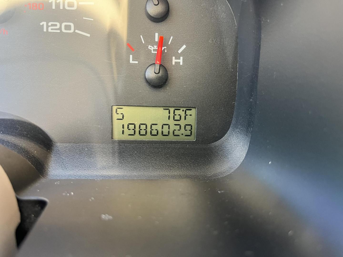 2006 GOLD Ford F-150 Lariat SuperCrew 2WD (1FTRW12W16F) with an 4.6L V8 SOHC 16V engine, 4-Speed Automatic Overdrive transmission, located at 14700 Tomball Parkway 249, Houston, TX, 77086, (281) 444-2200, 29.928619, -95.504074 - Photo#14