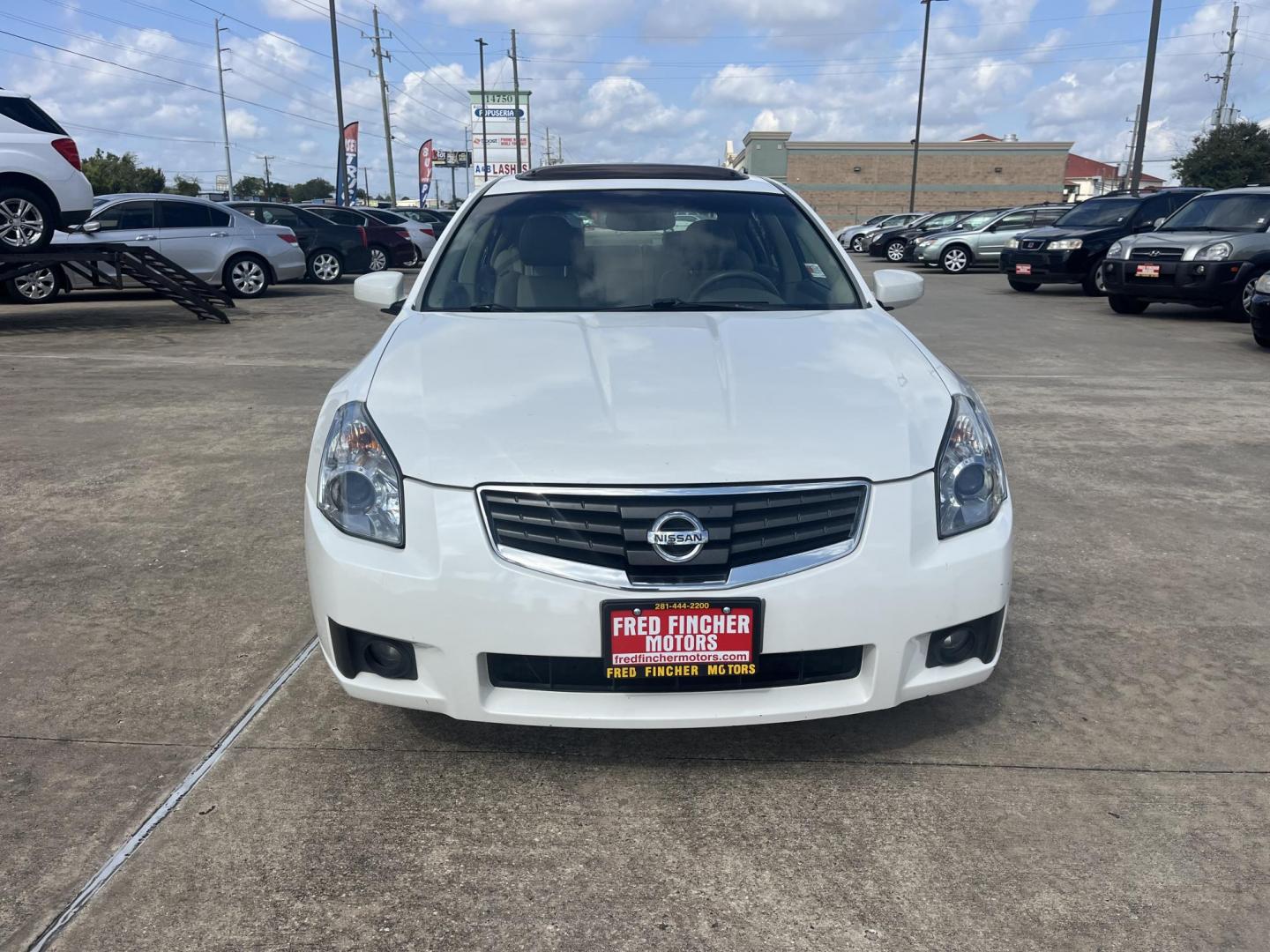 2008 Nissan Maxima SE (1N4BA41EX8C) with an 3.5L V6 DOHC 24V engine, located at 14700 Tomball Parkway 249, Houston, TX, 77086, (281) 444-2200, 29.928619, -95.504074 - Photo#1