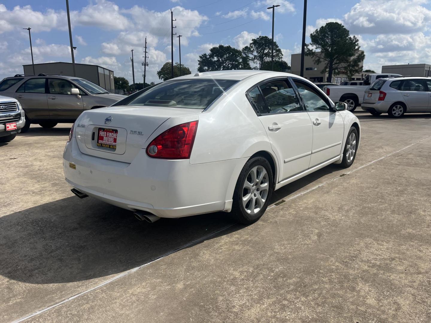 2008 Nissan Maxima SE (1N4BA41EX8C) with an 3.5L V6 DOHC 24V engine, located at 14700 Tomball Parkway 249, Houston, TX, 77086, (281) 444-2200, 29.928619, -95.504074 - Photo#6