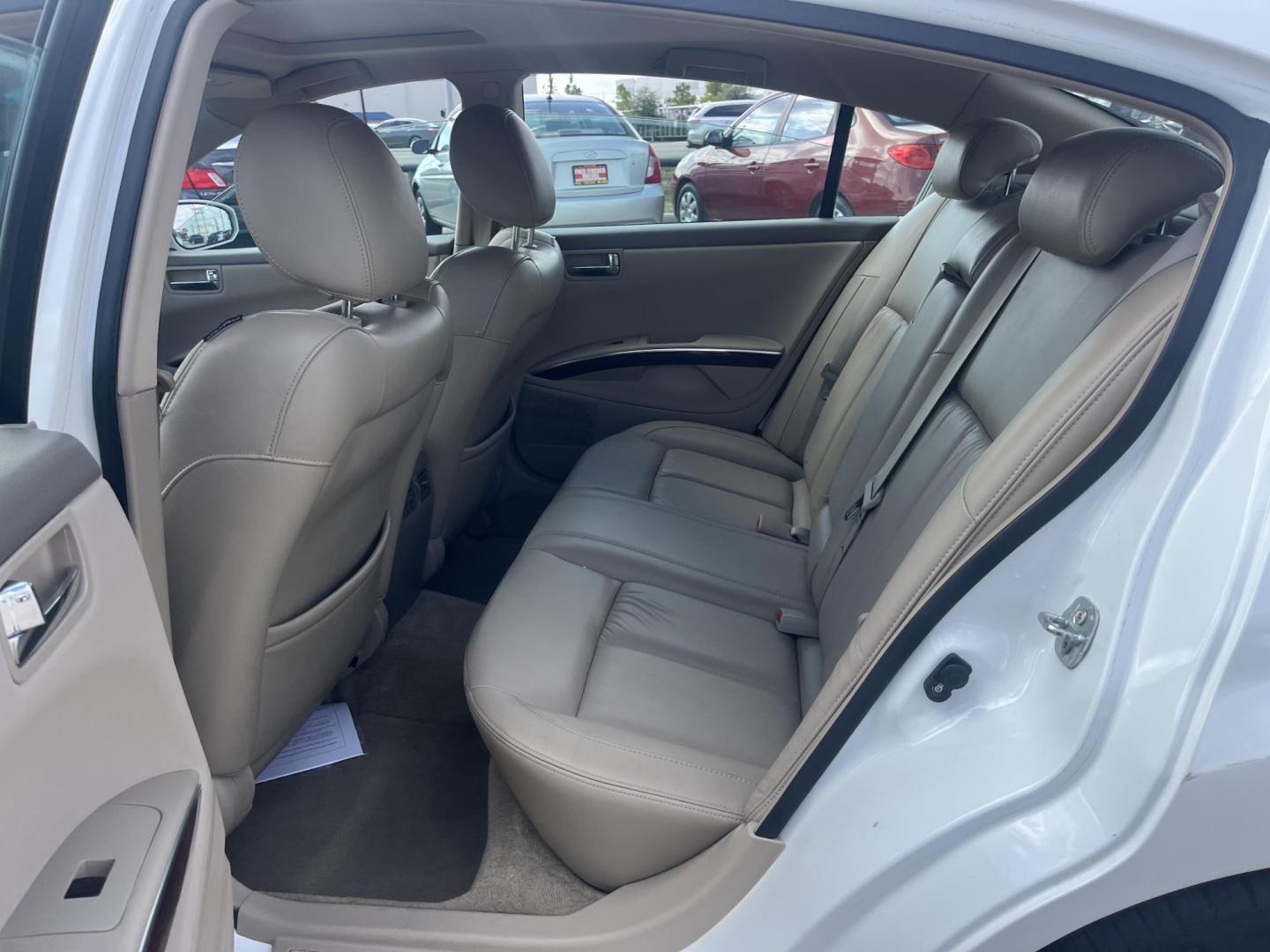 2008 Nissan Maxima SE (1N4BA41EX8C) with an 3.5L V6 DOHC 24V engine, located at 14700 Tomball Parkway 249, Houston, TX, 77086, (281) 444-2200, 29.928619, -95.504074 - Photo#9