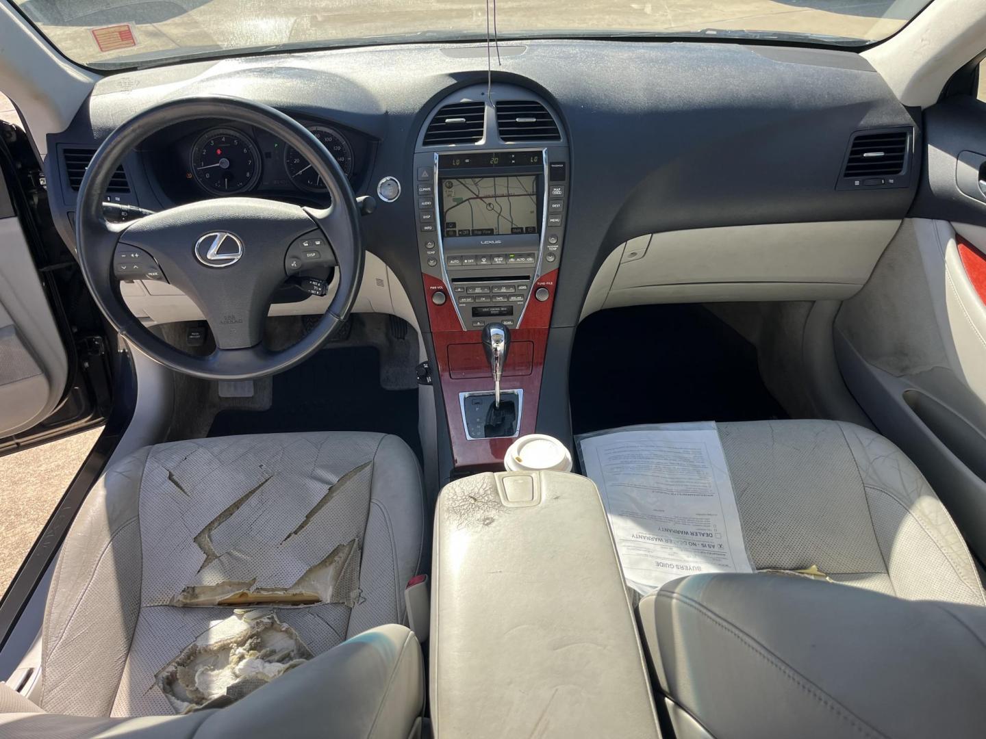 2008 Lexus ES 350 Sedan (JTHBJ46G582) with an 3.5L V6 DOHC 24V engine, 6-Speed Automatic Overdrive transmission, located at 14700 Tomball Parkway 249, Houston, TX, 77086, (281) 444-2200, 29.928619, -95.504074 - Photo#10