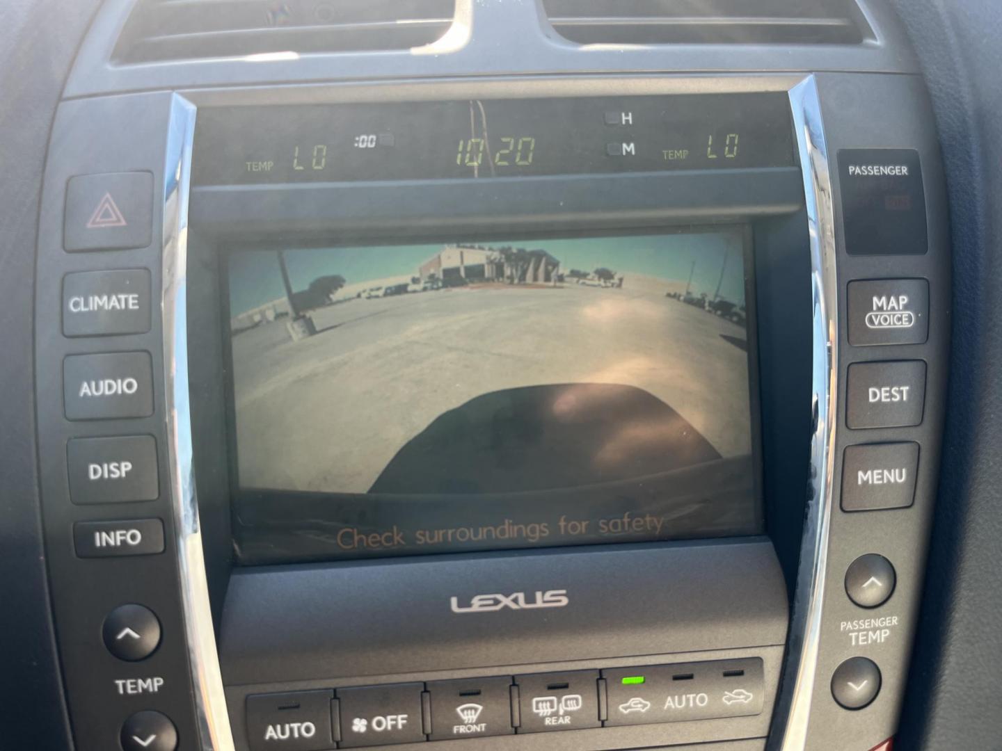 2008 Lexus ES 350 Sedan (JTHBJ46G582) with an 3.5L V6 DOHC 24V engine, 6-Speed Automatic Overdrive transmission, located at 14700 Tomball Parkway 249, Houston, TX, 77086, (281) 444-2200, 29.928619, -95.504074 - Photo#15