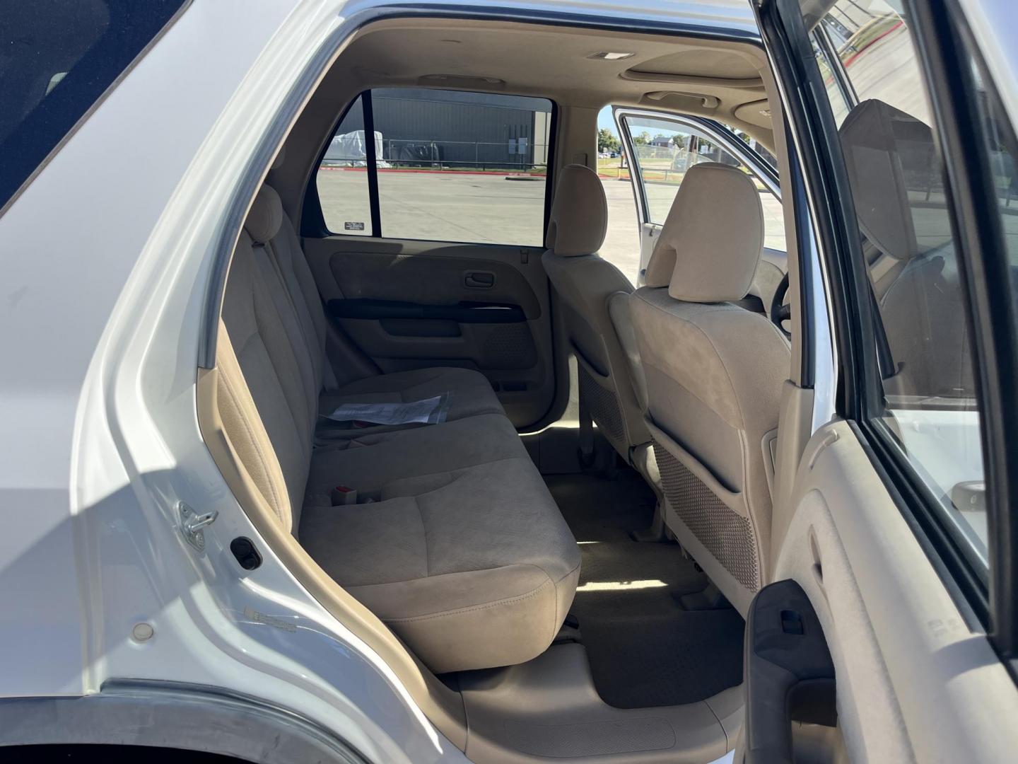 2006 Honda CR-V EX 4WD AT (JHLRD788X6C) with an 2.4L L4 DOHC 16V engine, 5-Speed Automatic Overdrive transmission, located at 14700 Tomball Parkway 249, Houston, TX, 77086, (281) 444-2200, 29.928619, -95.504074 - Photo#12
