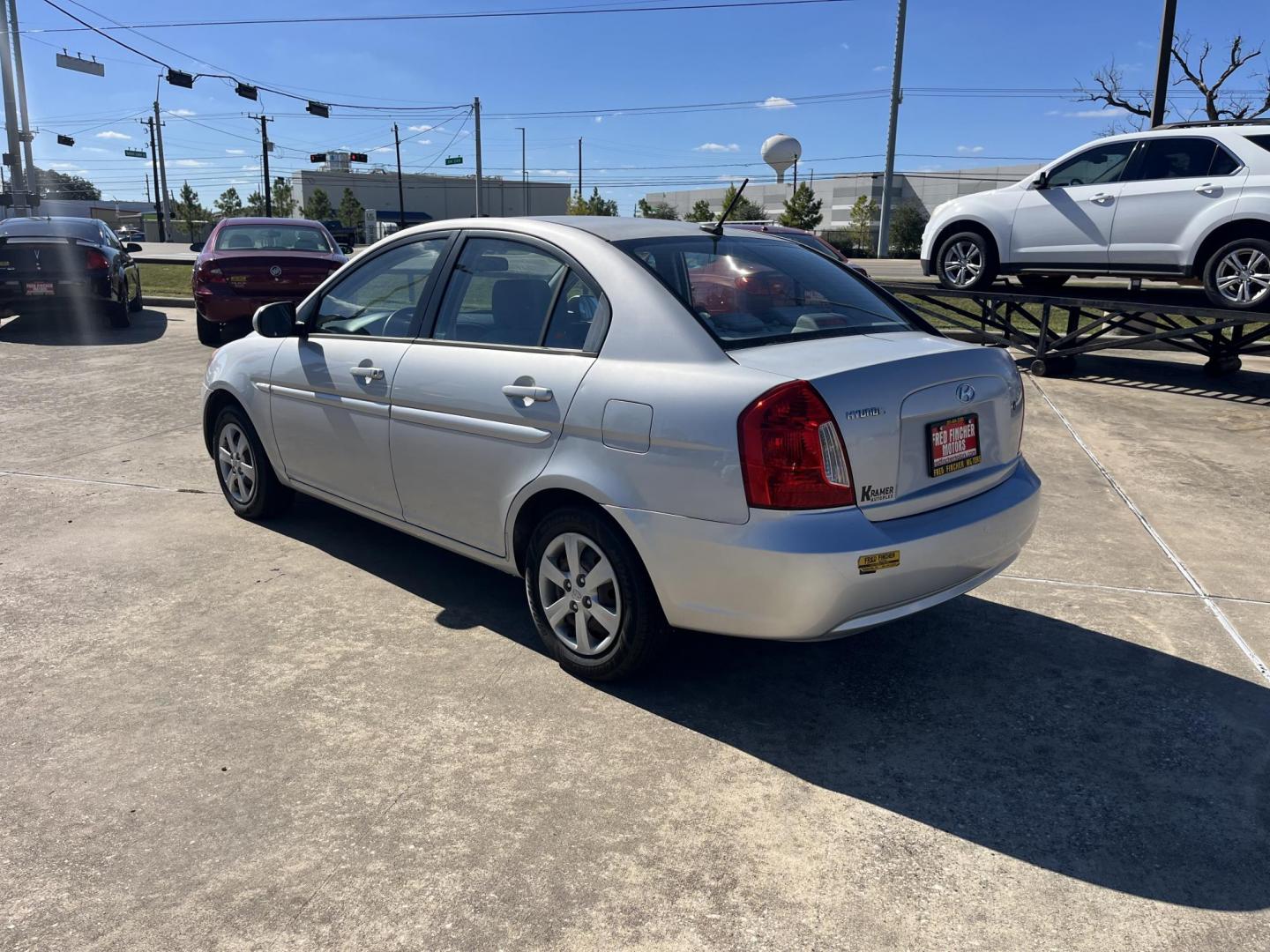 2011 Hyundai Accent GLS 4-Door (KMHCN4AC3BU) with an 1.6L L4 DOHC 16V engine, located at 14700 Tomball Parkway 249, Houston, TX, 77086, (281) 444-2200, 29.928619, -95.504074 - Photo#3