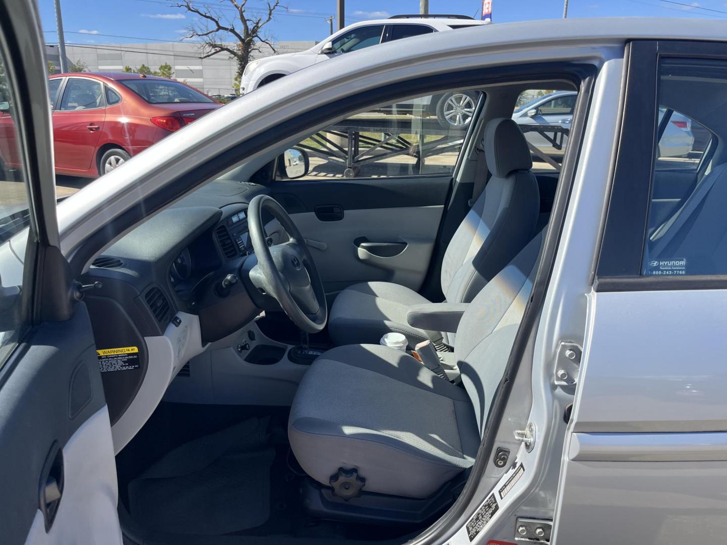 2011 Hyundai Accent GLS 4-Door (KMHCN4AC3BU) with an 1.6L L4 DOHC 16V engine, located at 14700 Tomball Parkway 249, Houston, TX, 77086, (281) 444-2200, 29.928619, -95.504074 - Photo#7