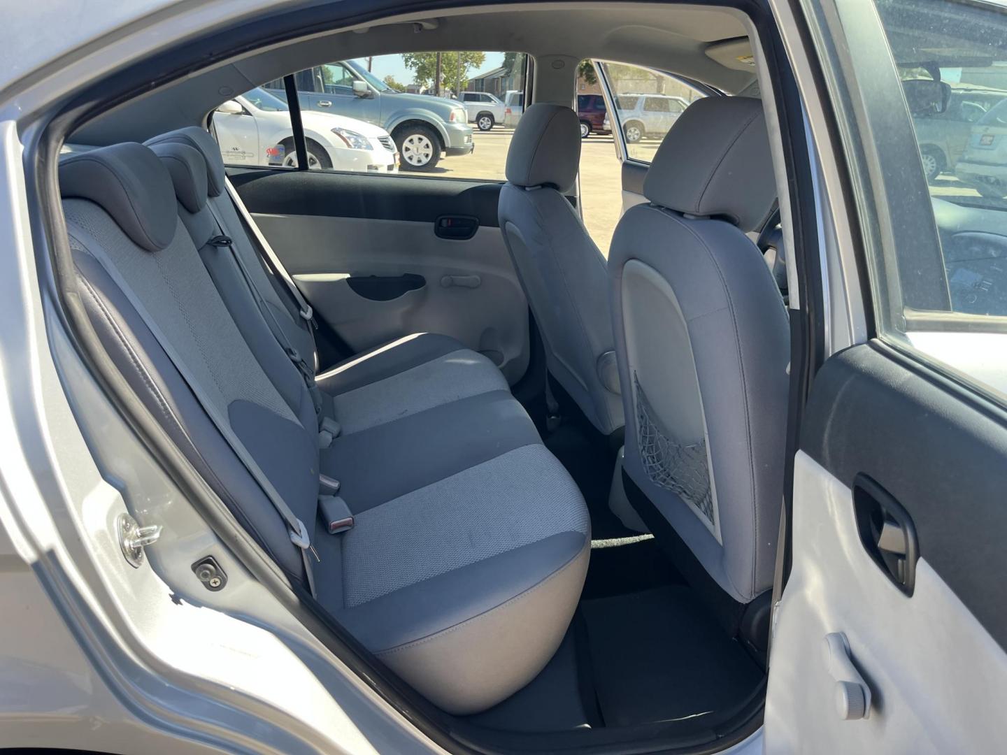 2011 Hyundai Accent GLS 4-Door (KMHCN4AC3BU) with an 1.6L L4 DOHC 16V engine, located at 14700 Tomball Parkway 249, Houston, TX, 77086, (281) 444-2200, 29.928619, -95.504074 - Photo#10